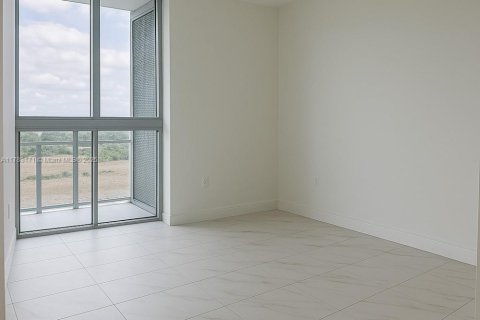 Condo in Sunrise, Florida, 3 bedrooms  № 1863660 - photo 4