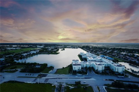 Condo in Sunrise, Florida, 3 bedrooms  № 1863660 - photo 14