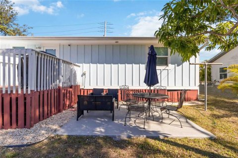 Villa ou maison à vendre à Nokomis, Floride: 3 chambres, 84.73 m2 № 2125813 - photo 18