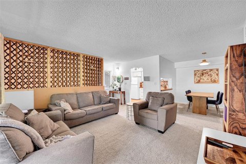 Condo in Pompano Beach, Florida, 2 bedrooms  № 2146774 - photo 2