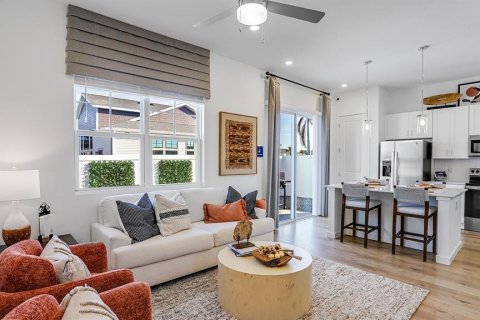Villa ou maison à louer à Mount Dora, Floride: 2 chambres, 95.69 m2 № 2157378 - photo 3