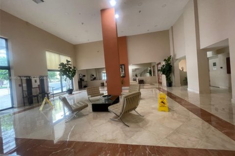 Condominio en venta en Miami Beach, Florida, 2 dormitorios, 123.19 m2 № 1714331 - foto 11