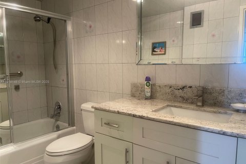 Condominio en venta en Miami Beach, Florida, 2 dormitorios, 123.19 m2 № 1714331 - foto 8