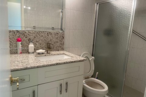 Condominio en venta en Miami Beach, Florida, 2 dormitorios, 123.19 m2 № 1714331 - foto 9