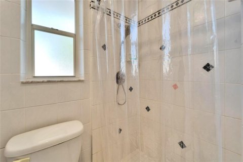 Купить виллу или дом в Бельэр-Бич, Флорида 6 комнат, 131.36м2, № 1527752 - фото 13