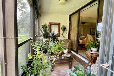 Condo in Plantation, Florida, 1 bedroom № 2082672 - photo 21