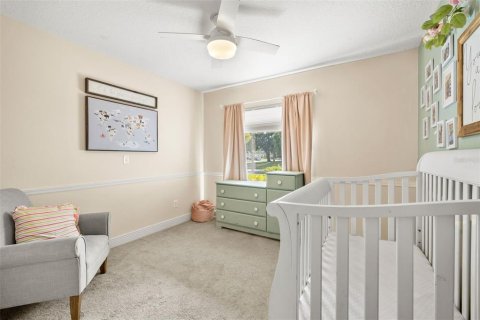House in Temple Terrace, Florida 4 bedrooms, 199.37 sq.m. № 2284416 - photo 23