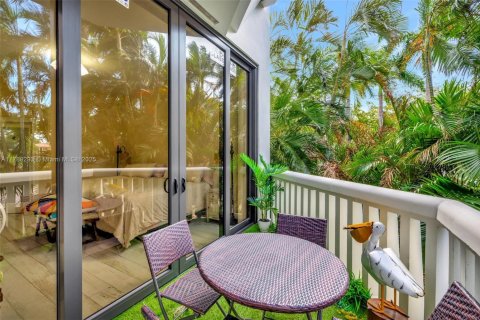 Condominio en alquiler en Aventura, Florida, 1 dormitorio, 109.62 m2 № 1937726 - foto 26