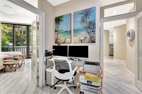 Condominio en alquiler en Aventura, Florida, 1 dormitorio, 109.62 m2 № 1937726 - foto 19
