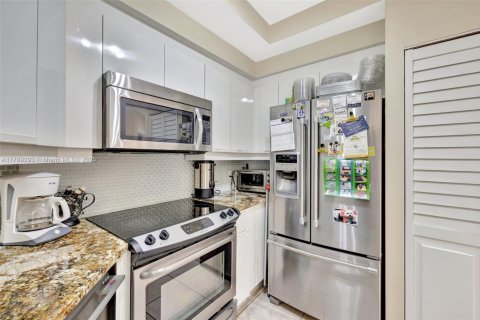 Copropriété à louer à Aventura, Floride: 1 chambre, 109.62 m2 № 1937726 - photo 14