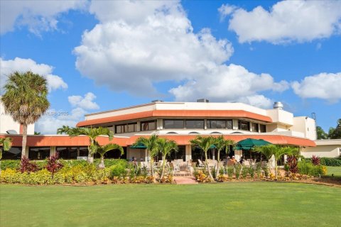 Condo in Pembroke Pines, Florida, 2 bedrooms  № 1699177 - photo 19