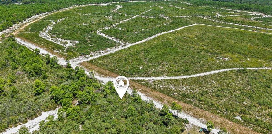 Terreno en Poinciana, Florida № 2225295