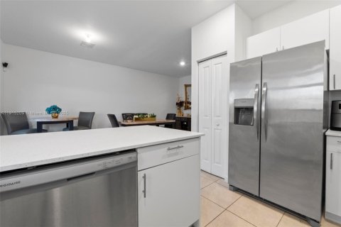 Купить таунхаус в Хомстед, Флорида 3 спальни, 137.77м2, № 1971398 - фото 19