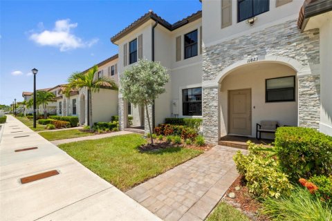 Купить таунхаус в Хомстед, Флорида 3 спальни, 137.77м2, № 1971398 - фото 3