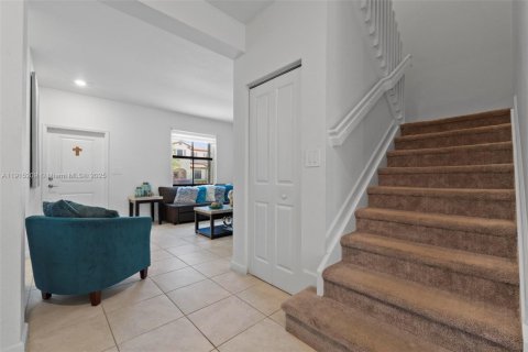 Купить таунхаус в Хомстед, Флорида 3 спальни, 137.77м2, № 1971398 - фото 11