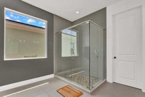 House in Palm Beach Gardens, Florida 5 bedrooms, 393.53 sq.m. № 2191213 - photo 10