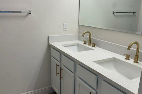 Villa ou maison à vendre à Davenport, Floride: 5 chambres, 250.46 m2 № 2149192 - photo 22