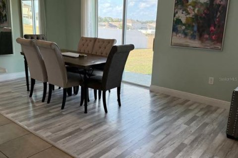Villa ou maison à vendre à Davenport, Floride: 5 chambres, 250.46 m2 № 2149192 - photo 8