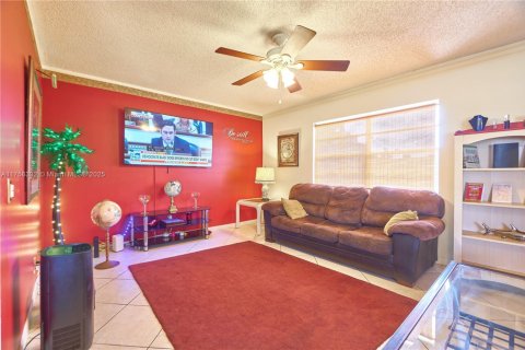 Condo in Delray Beach, Florida, 1 bedroom  № 1698376 - photo 8