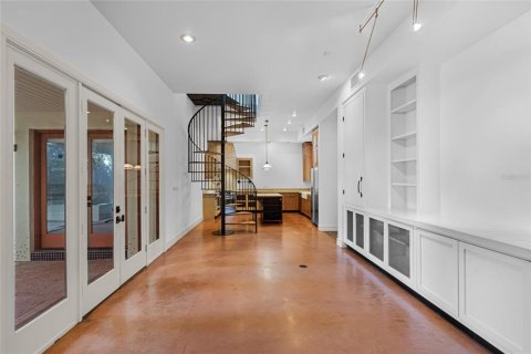 Casa en venta en Orlando, Florida, 3 dormitorios, 359.62 m2 № 1919141 - foto 12