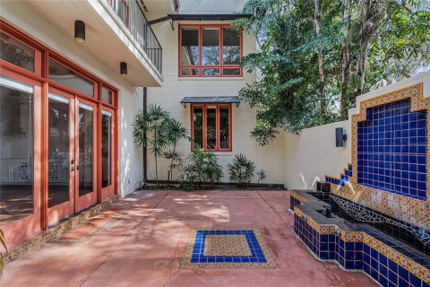 Casa en venta en Orlando, Florida, 3 dormitorios, 359.62 m2 № 1919141 - foto 9