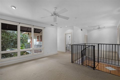 Casa en venta en Orlando, Florida, 3 dormitorios, 359.62 m2 № 1919141 - foto 23