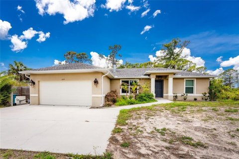 Casa en venta en Port Charlotte, Florida, 3 dormitorios, 129.13 m2 № 2116792 - foto 2