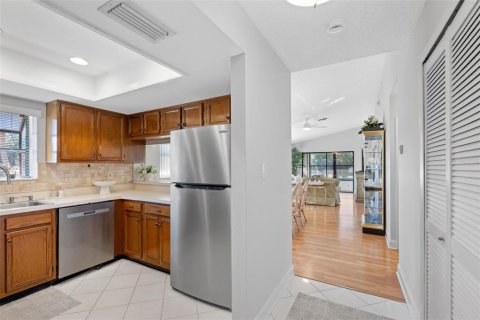 Copropriété à louer à Clearwater, Floride: 2 chambres, 96.62 m2 № 2418797 - photo 5