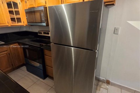 Купить кондоминиум в Майами, Флорида 2 спальни, 97.08м2, № 2015216 - фото 4