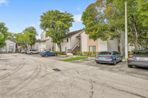 Купить кондоминиум в Майами, Флорида 2 спальни, 97.08м2, № 2015216 - фото 23