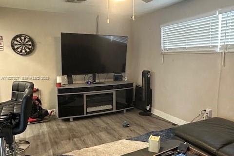 House in Miramar, Florida 4 bedrooms, 143.44 sq.m. № 1987017 - photo 17