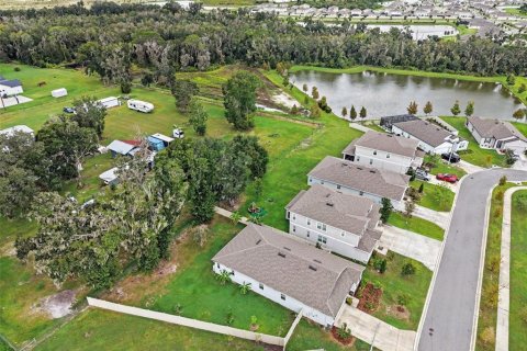 House in Lakeland, Florida 4 bedrooms, 185.8 sq.m. № 2393552 - photo 12