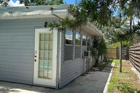 Casa en venta en Sarasota, Florida, 3 dormitorios, 95.88 m2 № 2092829 - foto 9