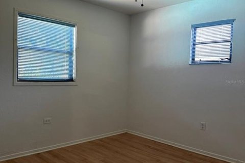 Casa en venta en Sarasota, Florida, 3 dormitorios, 95.88 m2 № 2092829 - foto 5