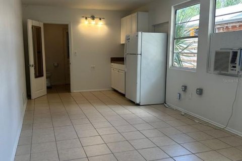 Casa en venta en Sarasota, Florida, 3 dormitorios, 95.88 m2 № 2092829 - foto 10