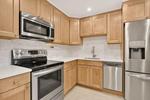 Купить кондоминиум в Помпано-Бич, Флорида 3 комнаты, 129.13м2, № 2082971 - фото 7