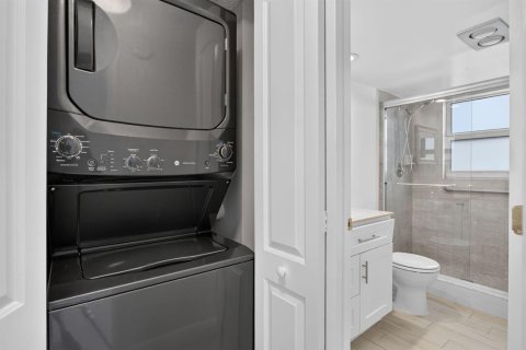 Купить кондоминиум в Помпано-Бич, Флорида 3 комнаты, 129.13м2, № 2082971 - фото 30