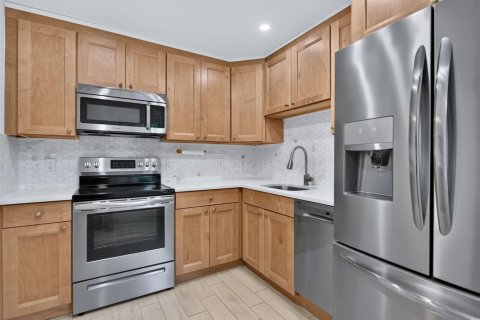 Купить кондоминиум в Помпано-Бич, Флорида 3 комнаты, 129.13м2, № 2082971 - фото 10
