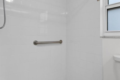 Купить кондоминиум в Помпано-Бич, Флорида 3 комнаты, 129.13м2, № 2082971 - фото 22