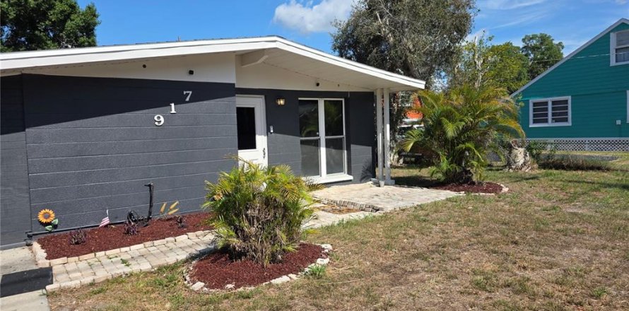 Casa en Bradenton, Florida 2 dormitorios, 82.13 m2 № 2211178