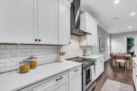 Casa en venta en Tampa, Florida, 4 dormitorios, 276.29 m2 № 1636878 - foto 13