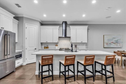 Casa en venta en Tampa, Florida, 4 dormitorios, 276.29 m2 № 1636878 - foto 9