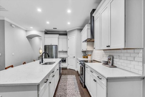 Casa en venta en Tampa, Florida, 4 dormitorios, 276.29 m2 № 1636878 - foto 11