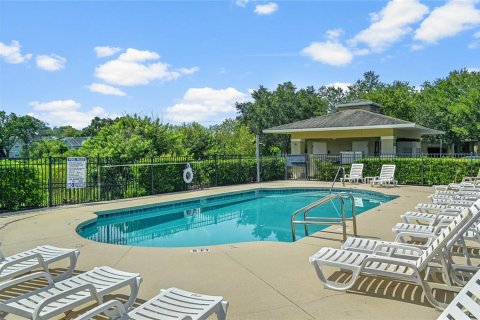 Townhouse in Casselberry, Florida 2 bedrooms, 119.29 sq.m. № 2393636 - photo 29