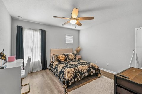 Townhouse in Casselberry, Florida 2 bedrooms, 119.29 sq.m. № 2393636 - photo 23