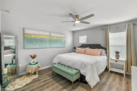 Townhouse in Casselberry, Florida 2 bedrooms, 119.29 sq.m. № 2393636 - photo 18