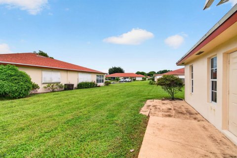 Condo in Delray Beach, Florida, 2 bedrooms  № 2400502 - photo 30