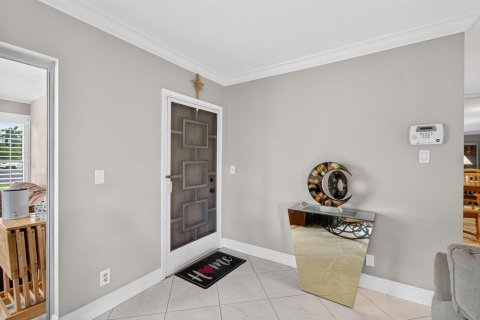 Condo in Delray Beach, Florida, 2 bedrooms  № 2400502 - photo 3