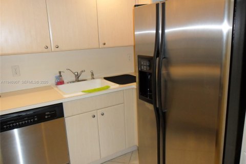 Copropriété à louer à Miami Beach, Floride: 2 chambres, 110.55 m2 № 2003101 - photo 6