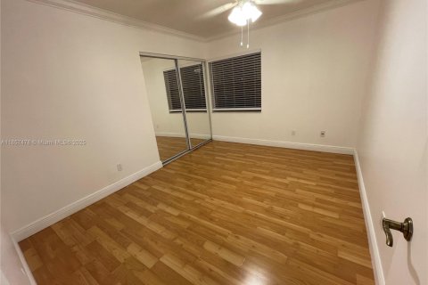 Touwnhouse à louer à Miami, Floride: 3 chambres, 130.06 m2 № 1882231 - photo 25